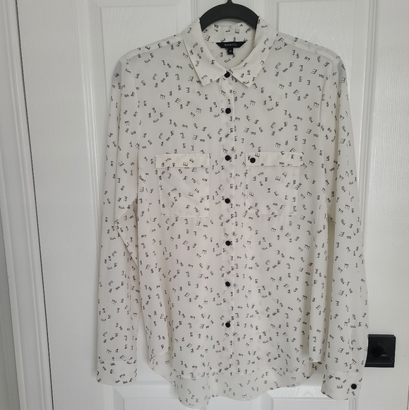 NWOT - White Blouse - Picture 2 of 6